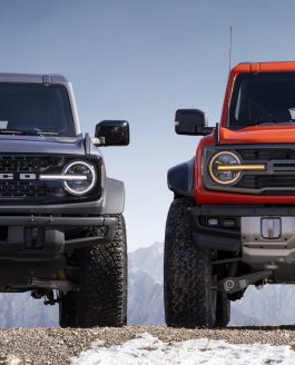 The Standard Bronco VS. The Ford Bronco Raptor 
